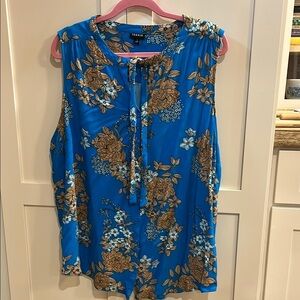 Torrid Blue Sleeveless Floral Blouse